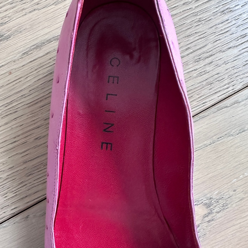 CELINE Pink Ostrich-Embossed Mary Jane Flats -Late 90s early 2000s - Picture 4 of 4